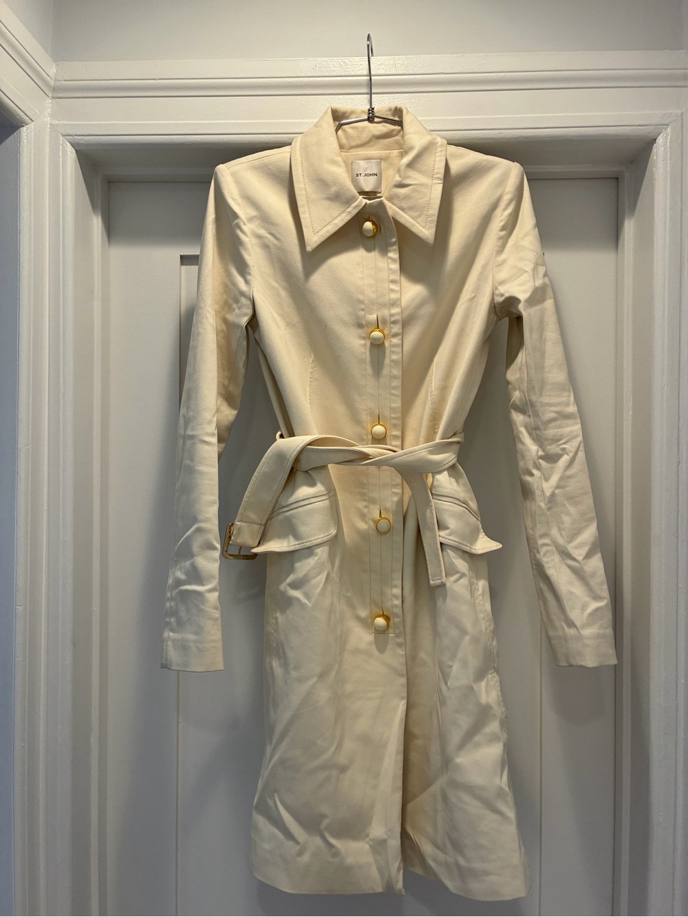 St- JOHN - Cream Trench Coat with Belt - Size 2